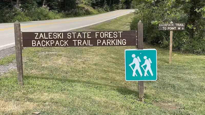 Zaleski State Forest Backpack Trailhead Parking: Selinde Roosenburg Memorial Backpack Trail - McArthur, OH