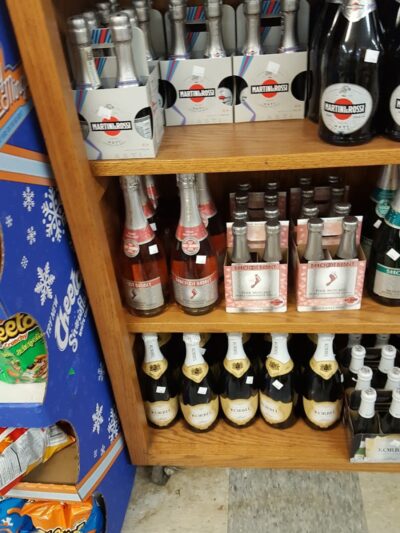 Little Dog Deli - McConnelsville, OH