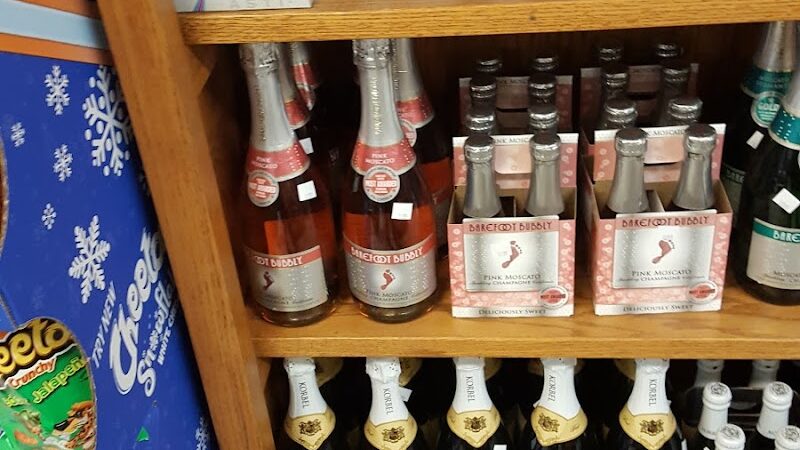 Little Dog Deli - McConnelsville, OH