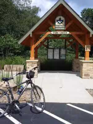 Tare Creek Trailhead (Maple Highlands Trail) - Middlefield, OH