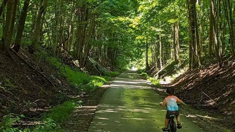 Tare Creek Trailhead (Maple Highlands Trail) - Middlefield, OH