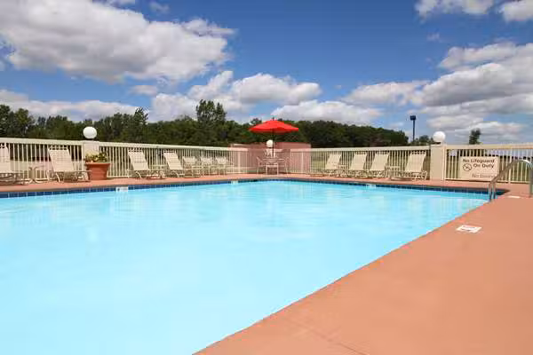Country Inn & Suites by Radisson, Sandusky South, OH - Milan, OH