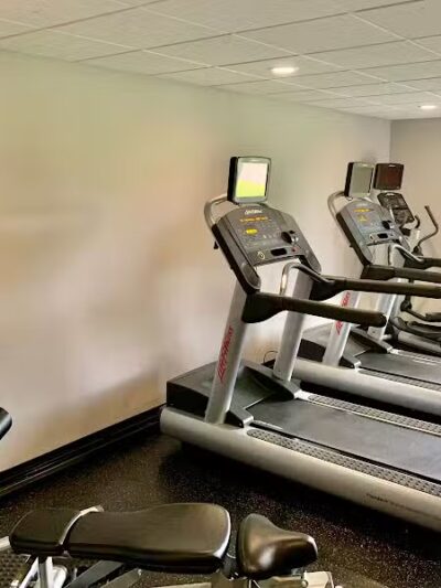 Country Inn & Suites by Radisson, Sandusky South, OH - Milan, OH