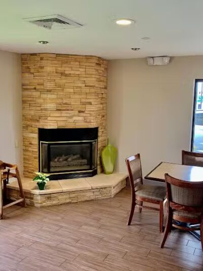 Country Inn & Suites by Radisson, Sandusky South, OH - Milan, OH