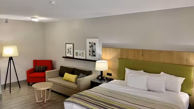 Country Inn & Suites by Radisson, Sandusky South, OH - Milan, OH