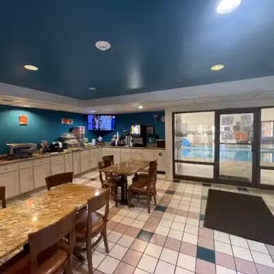 Days Inn by Wyndham Milan Sandusky South - Milan, OH