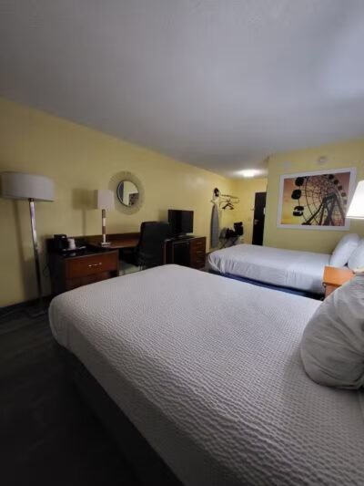 Days Inn by Wyndham Milan Sandusky South - Milan, OH