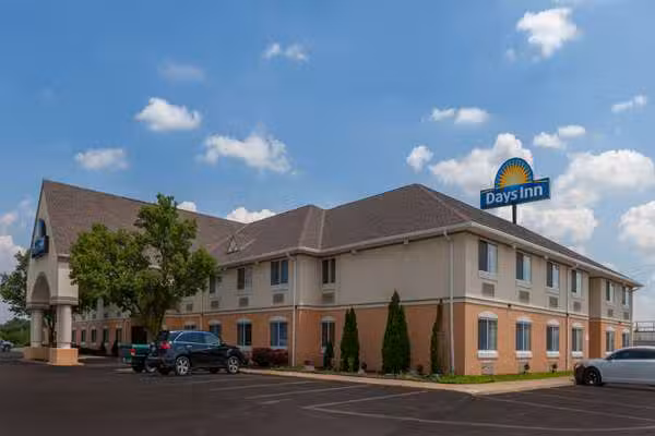 Days Inn by Wyndham Milan Sandusky South - Milan, OH