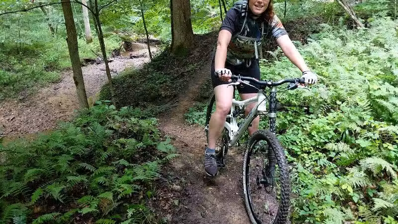 Lake Hope Grouse Pt. Mountain Bike Trailhead - New Plymouth, OH