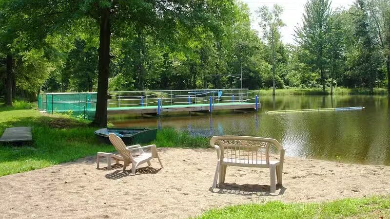 Cross Creek Farm Canine Water Sports LLC - New Richmond, OH