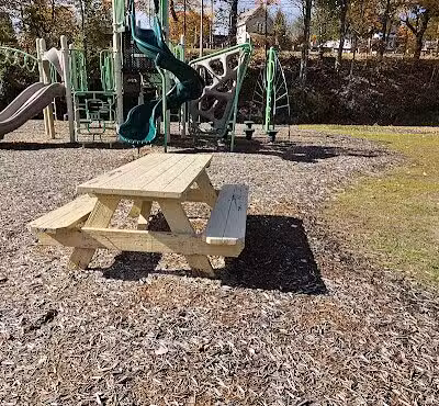 New Waterford Village Park - New Waterford, OH