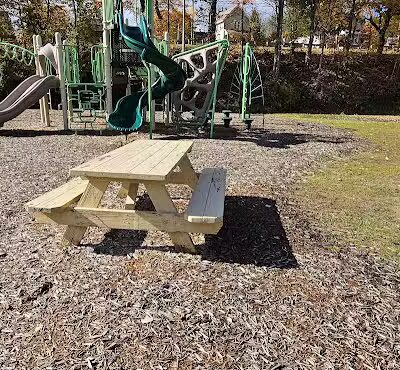 New Waterford Village Park - New Waterford, OH