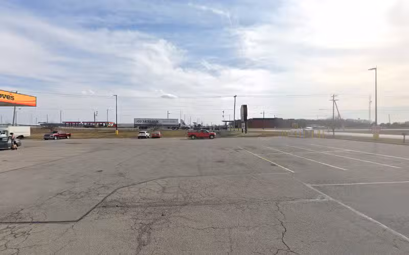 Dog Park at Love's Travel Stops - North Baltimore, OH