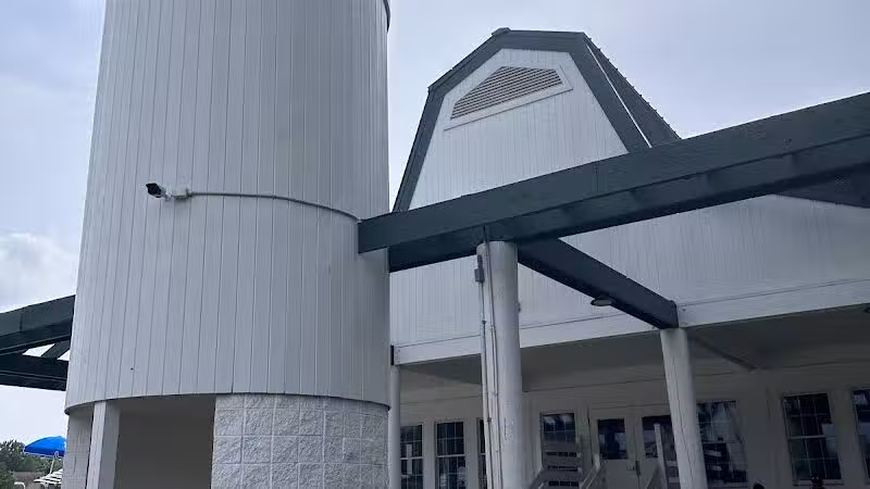 Eaton Estate Pool and Playground - Northfield, OH