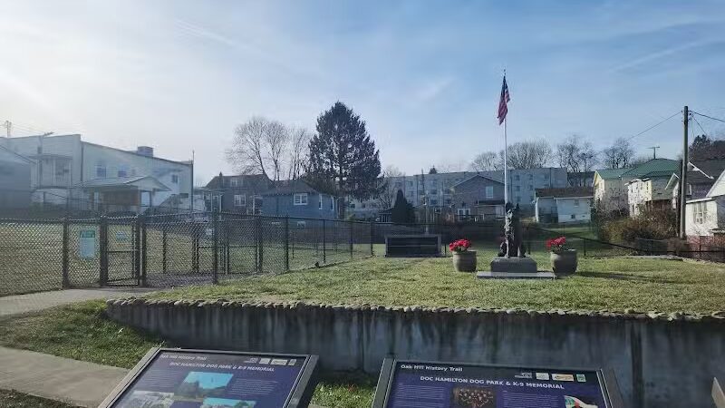 Oak Hill Dog Park - Oak Hill, WV