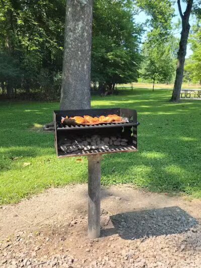 Snow Road Picnic Area - Parma Heights, OH