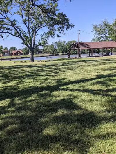 Ridgewood Lake Park - Parma, OH