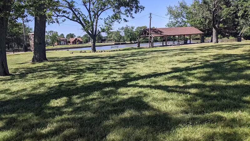 Ridgewood Lake Park - Parma, OH