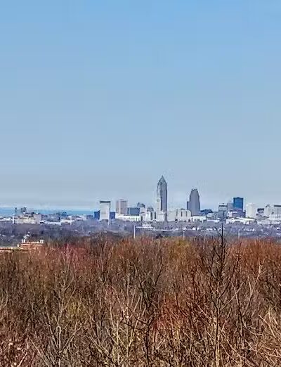Skyline Overlook Trailhead - Parma, OH
