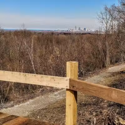 Skyline Overlook Trailhead - Parma, OH