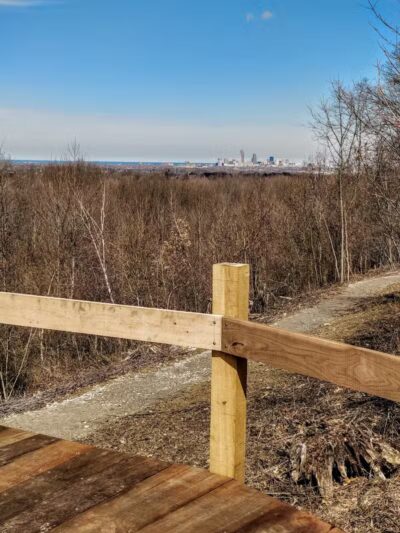 Skyline Overlook Trailhead - Parma, OH