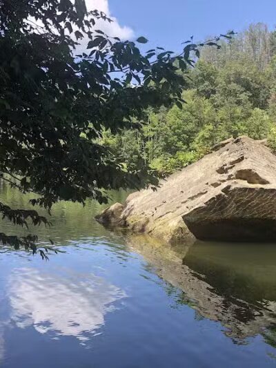 Lake Vesuvius Roadside Shelter - Pedro, OH