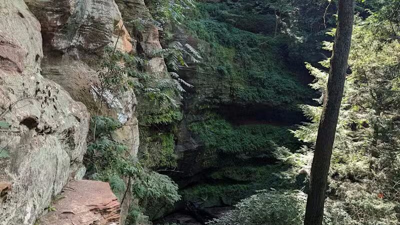 Rock House Trailhead - Pedro, OH