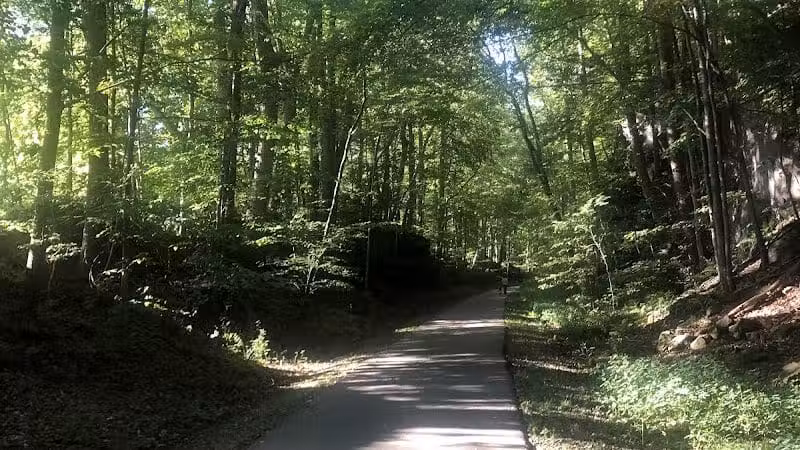 Bike and Hike Trailhead - Peninsula, OH