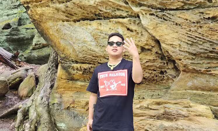 Octagon Shelter - Peninsula, OH