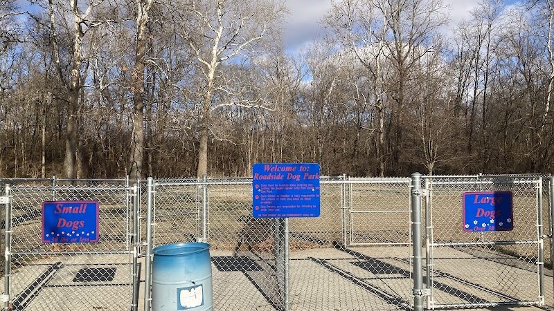 Roadside dog park - Piqua, OH