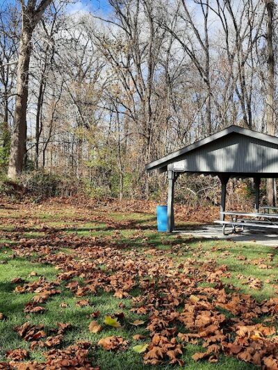 Roadside dog park - Piqua, OH