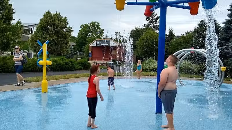 Village Green Park - Powell, OH