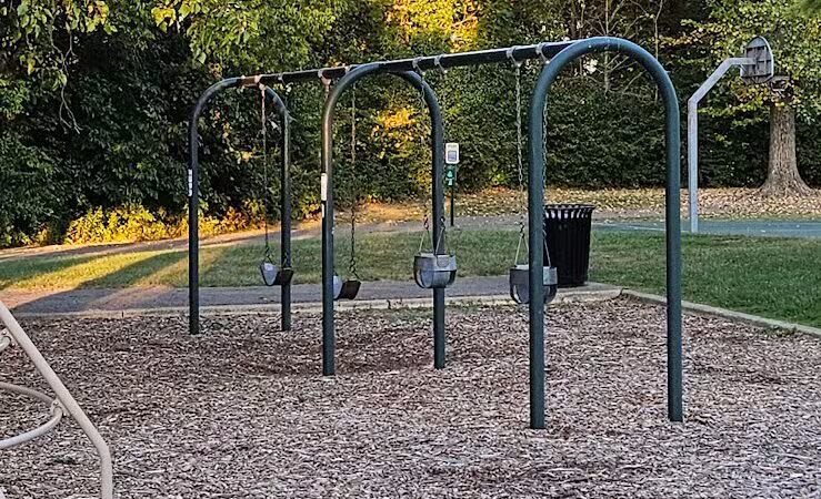 Woodbridge Green Park - Powell, OH