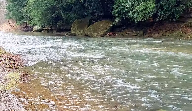 Creekside Meadows Pet Trail - Rockbridge, OH