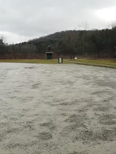 Creekside Meadows Pet Trail - Rockbridge, OH