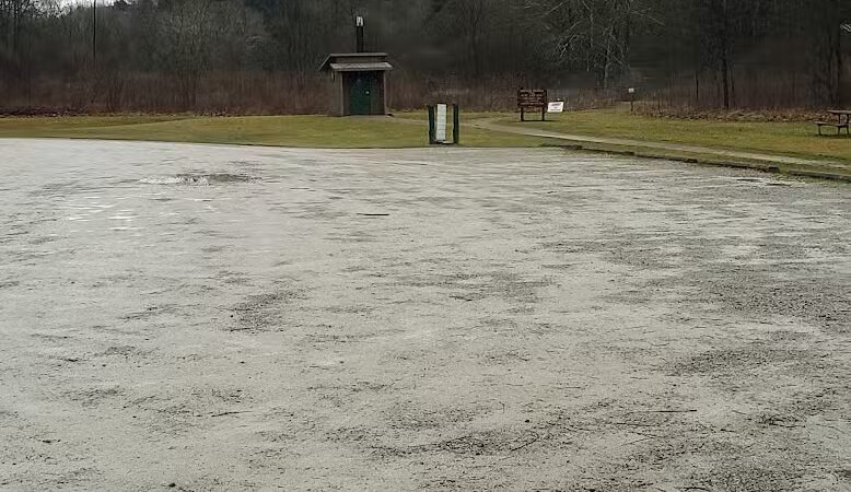 Creekside Meadows Pet Trail - Rockbridge, OH