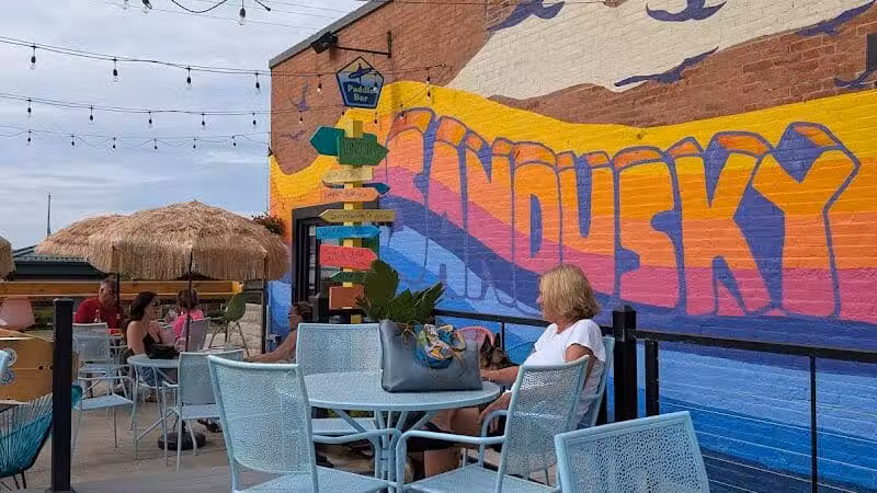 Paddle Bar - Sandusky, OH