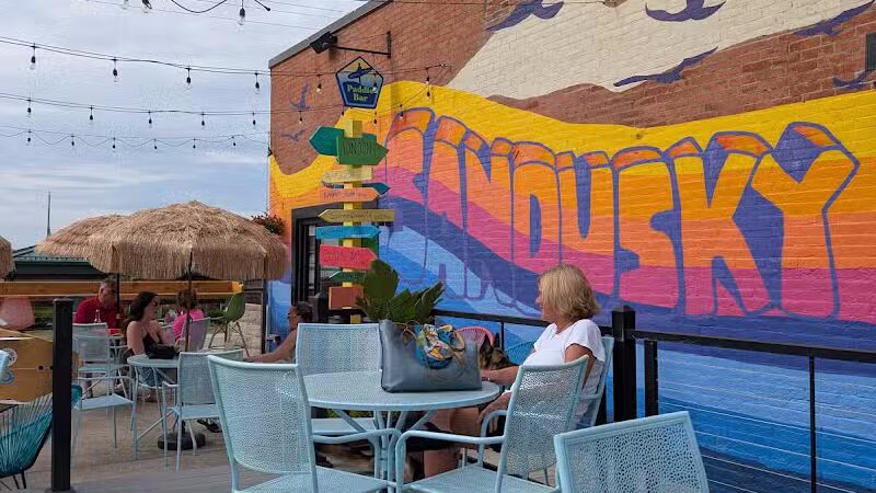 Paddle Bar - Sandusky, OH