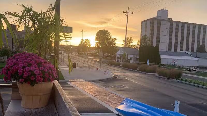 Paddle Bar - Sandusky, OH