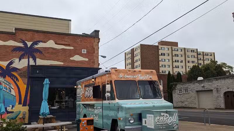 Paddle Bar - Sandusky, OH