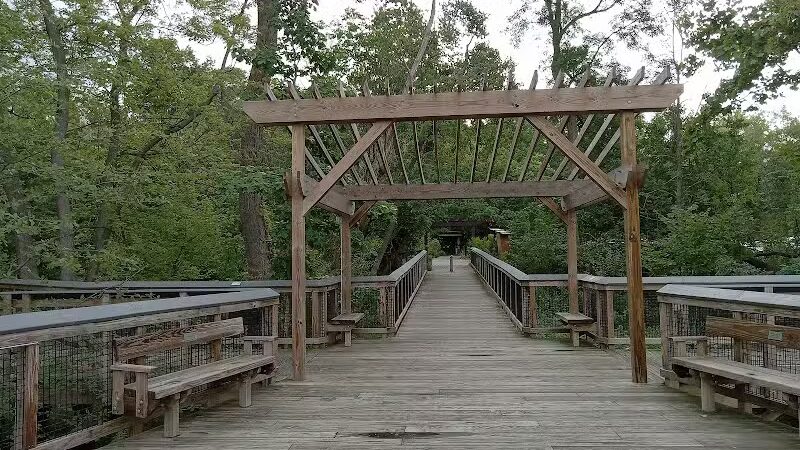 Horseshoe Lake Park - Shaker Heights, OH