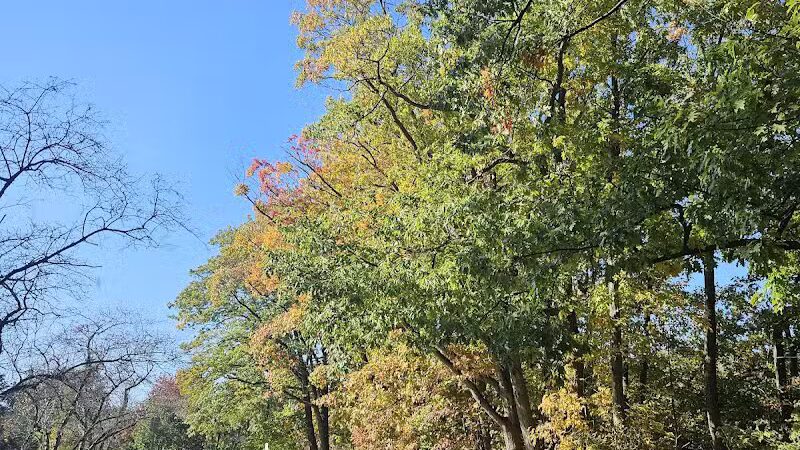Horseshoe Lake Park - Shaker Heights, OH