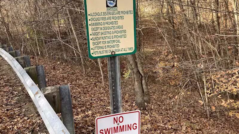 Hogback Trails Parking Area and Trailhead - Sunbury, OH