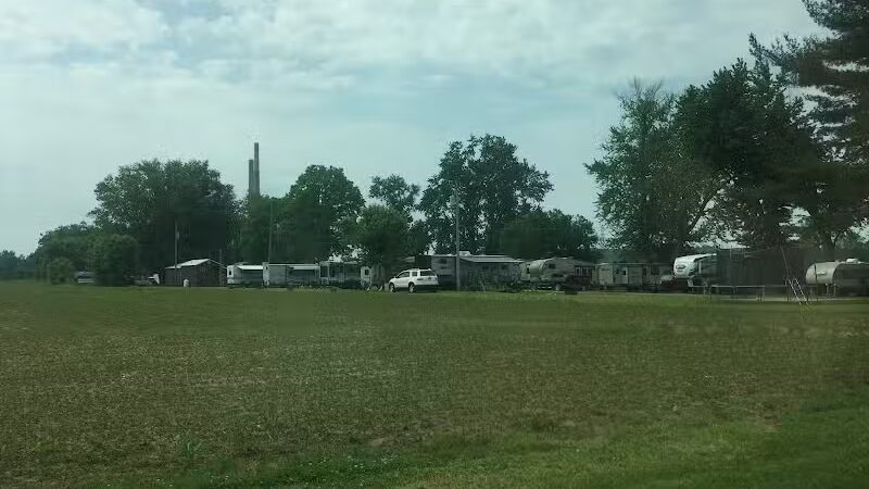 Let's Dock Campground - Syracuse, OH