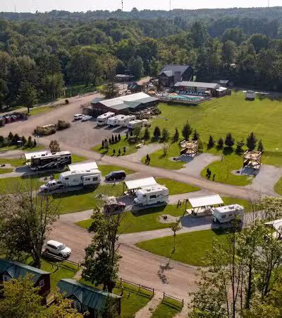 Thompson / Grand River Valley KOA Holiday - Thompson, OH