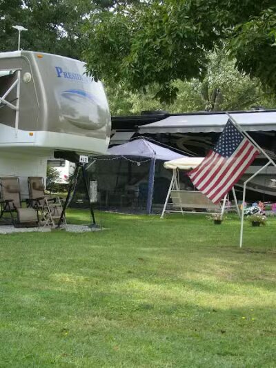 Thompson / Grand River Valley KOA Holiday - Thompson, OH