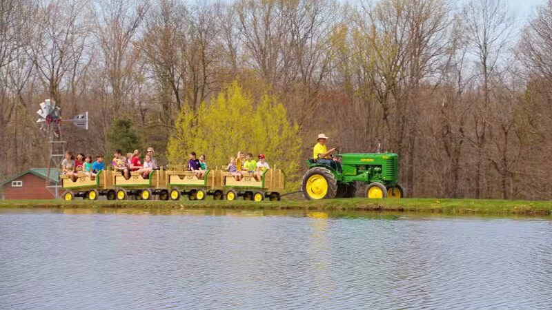 Thompson / Grand River Valley KOA Holiday - Thompson, OH