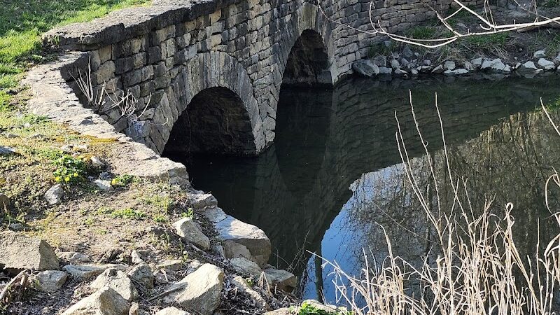 Twin Arch Reserve Parking Lot - Troy, OH