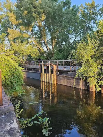 Aqueduct Trailhead - Valley View, OH