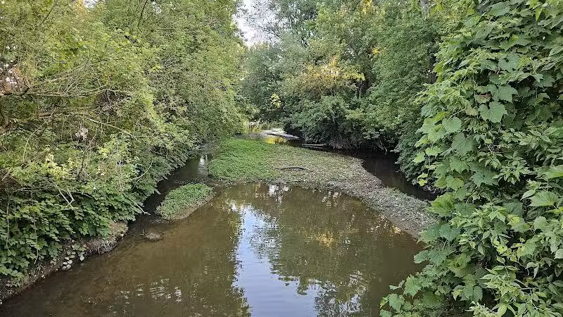 Aqueduct Trailhead - Valley View, OH